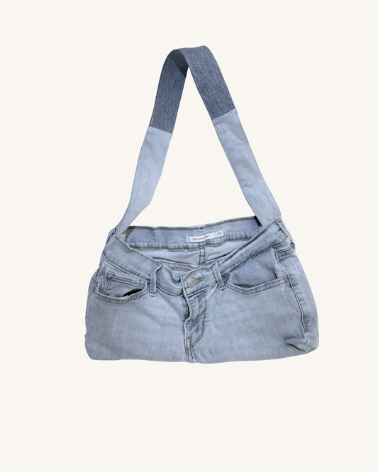 The Levi Light Bag - front view